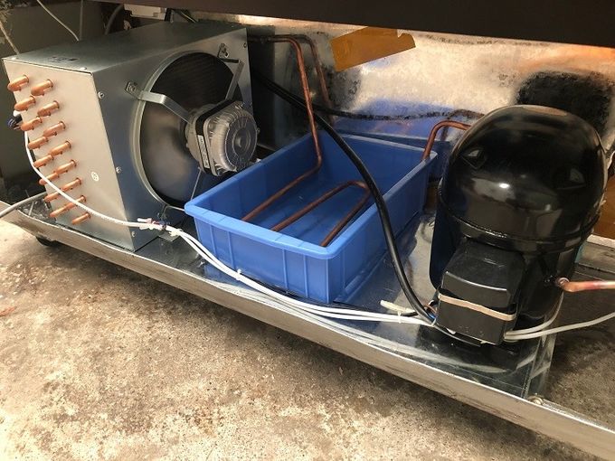 Το αυτοκίνητο ξεπαγώνει τον ψυκτήρα 7 σειρά θερμοκρασίας -18℃ τηγανιών -22℃~ 2 προθηκών παγωτού